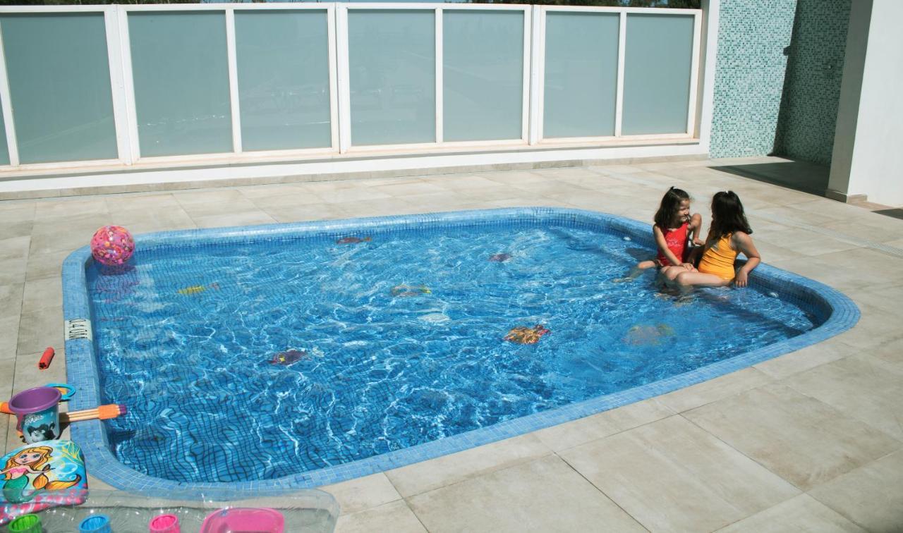 Apartamentos Playa Moreia С'Іллот Екстер'єр фото